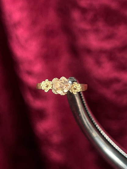 Vintage 10K Yellow Gold Ring - Rose Gold Rosette Center - Size 3