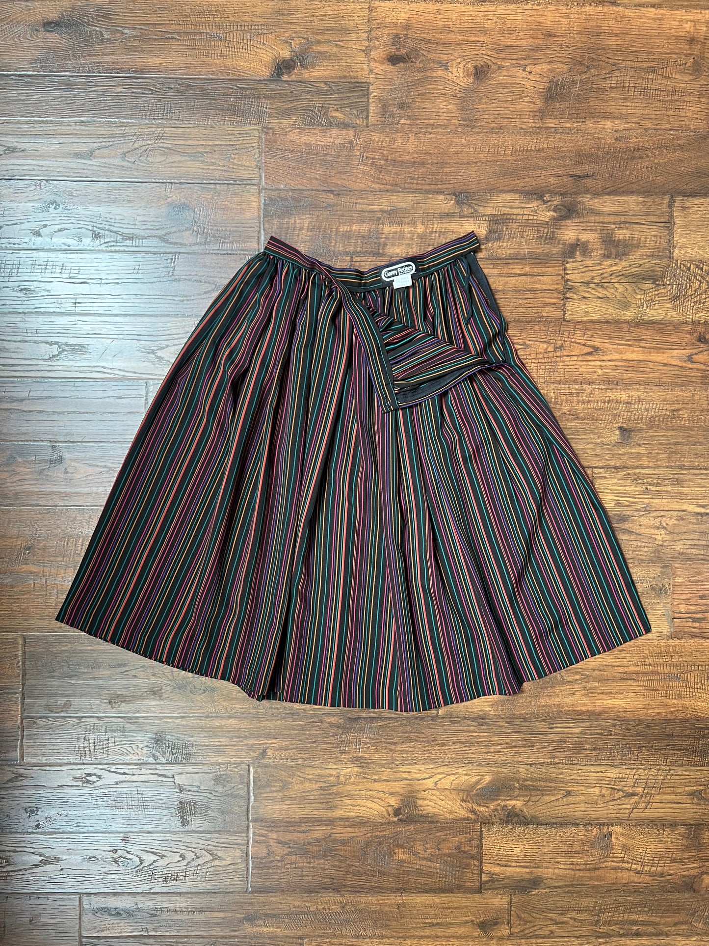 Vintage Clothing - Semi-Sheer Circle Skirt - Horizontal Stripes - Medium - Garey Petites California