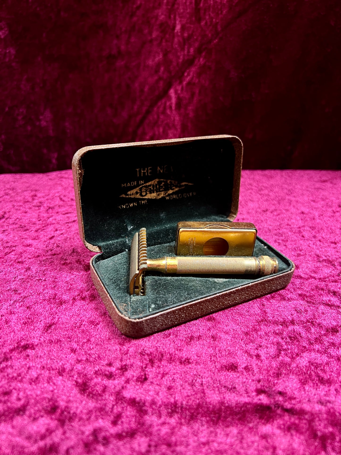 Vintage Gold Tone Brass Safety Razor – Gillette Travel Shaving Set with Case