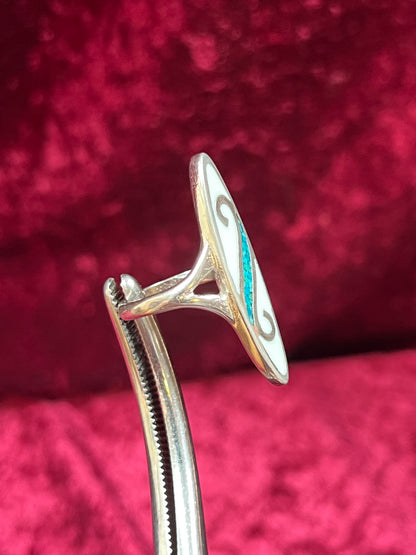 Vintage Jewelry - Marquise Ring - Sterling Silver - Turquoise Chip Inlay on White Stone - 8.5