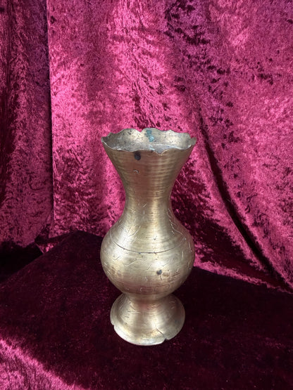 Vintage Brass Vase – Scalloped Rim Hand-Hammered Form