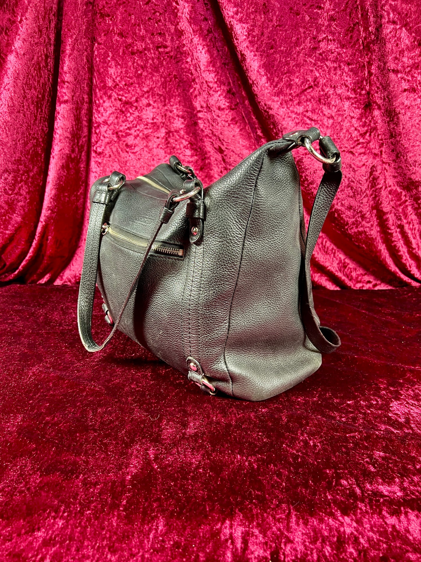 Vintage Accessories - Purse - Black Pebble Leather with Silver Hardware - Purple Lining - Coach