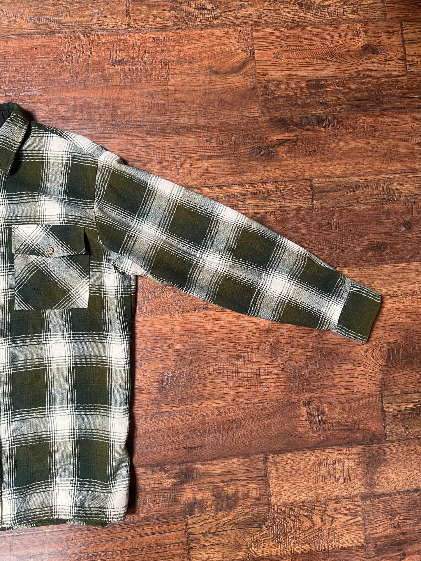 Vintage Clothing - Flannel Shirt - Green Plaid - Large - Back Packer Sportswear