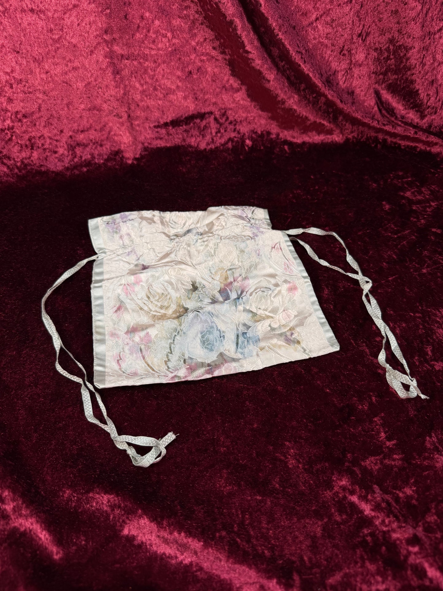 Vintage Satin Floral Drawstring Pouch – Pastel Jacquard Lingerie Bag
