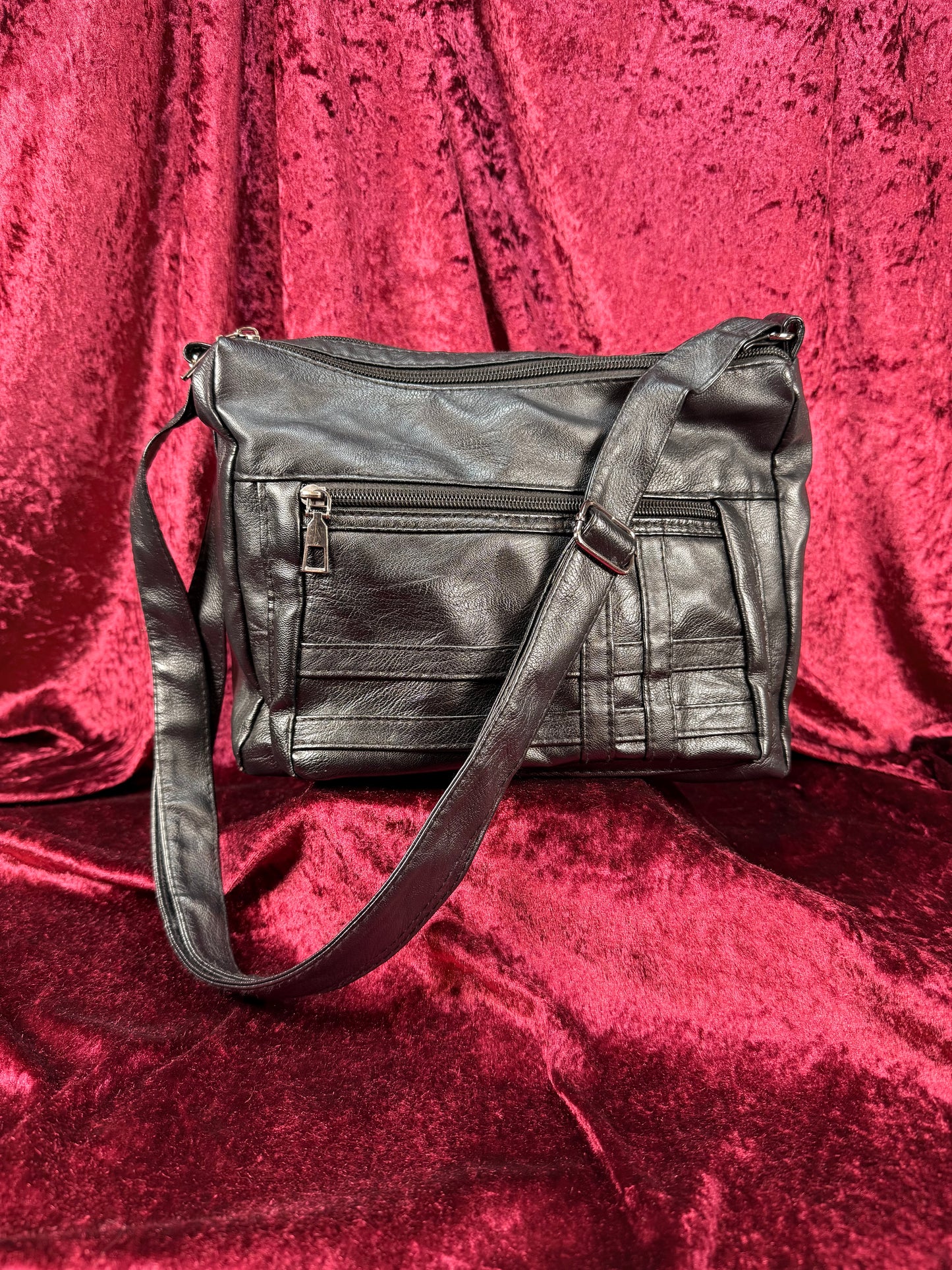 Vintage Accessories - 1980s Utilitarian Crossbody Purse / Shoulder Bag - Black