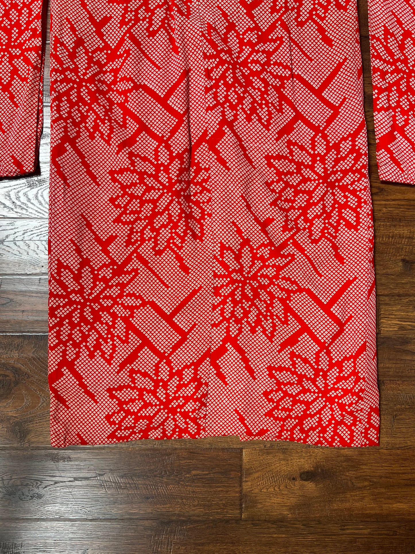 Vintage Clothing - Hand Sewn Kimono Robe - Red Floral Grid - Crepe Silk - OS