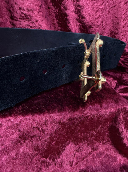 Vintage Accessories - Suede Leather Waist Belt - Black with Gold Belt Buckle - Small - Suede By Dame