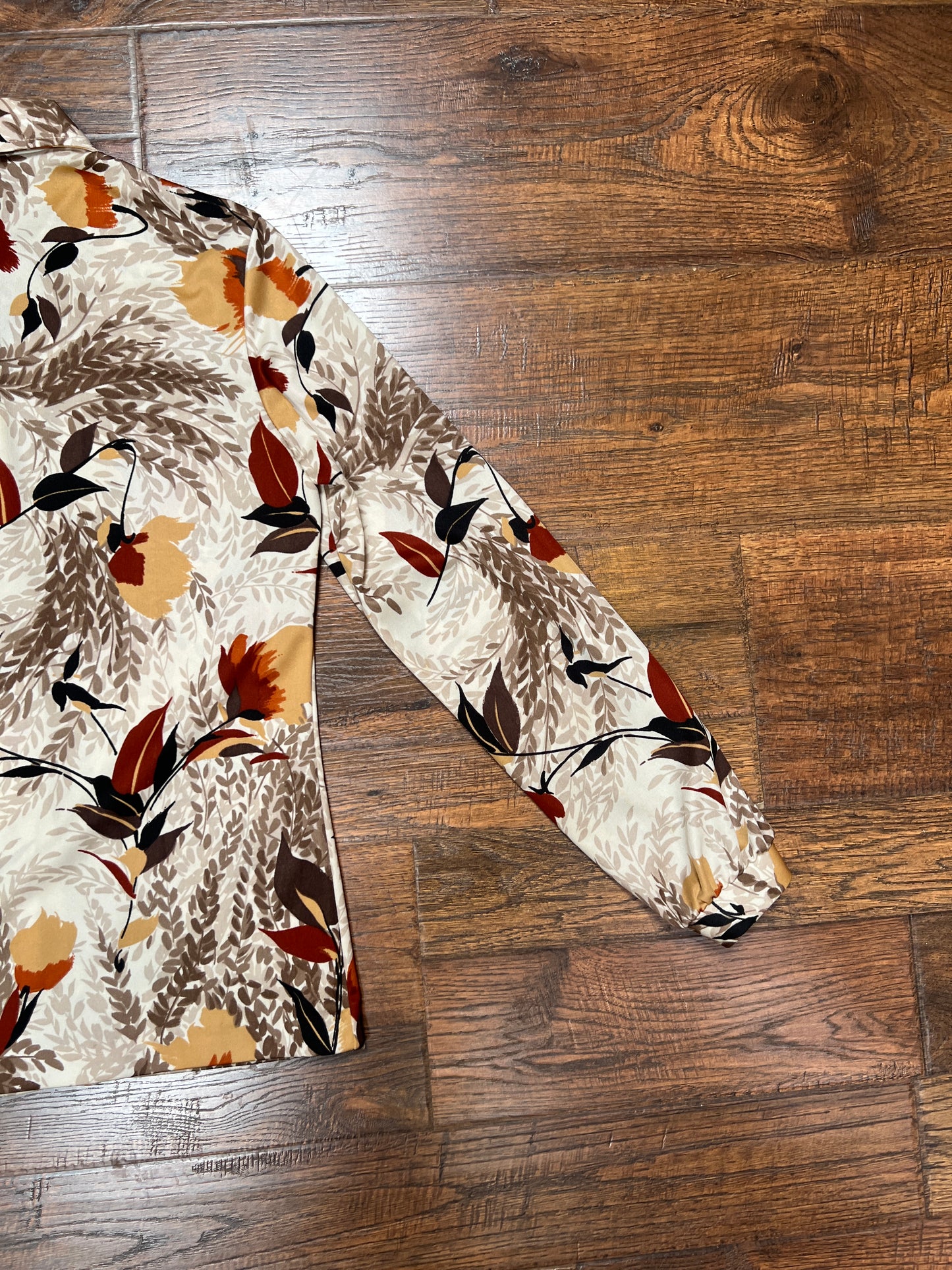 Vintage Clothing - 1970s Polyester Shirt - Autumn Flowers - Mardi Modes New York - Small