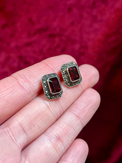 Vintage Jewelry - Post Earrings - 925 Silver - Faceted Red Glass Center with Hematite Crystals