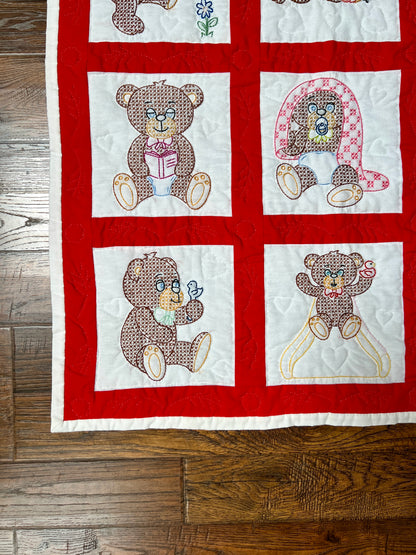 Vintage Cotton Baby Quilt – Anthropomorphic Teddy Bear Patchwork Nursery Blanket