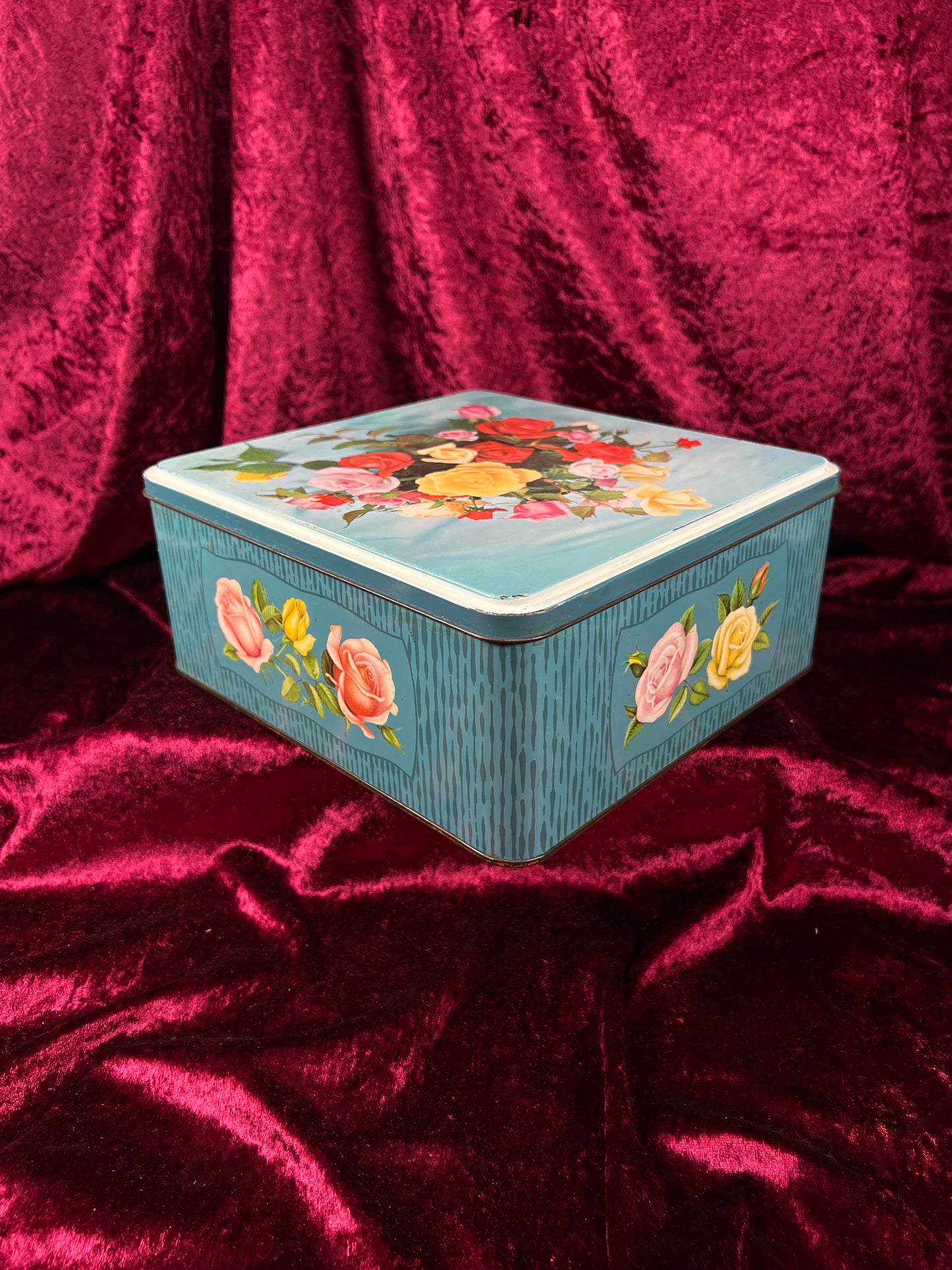 Vintage Metal Tin Box - 1970s Rose Bouquet Floral Keepsake Storage - William Crawford & Sons