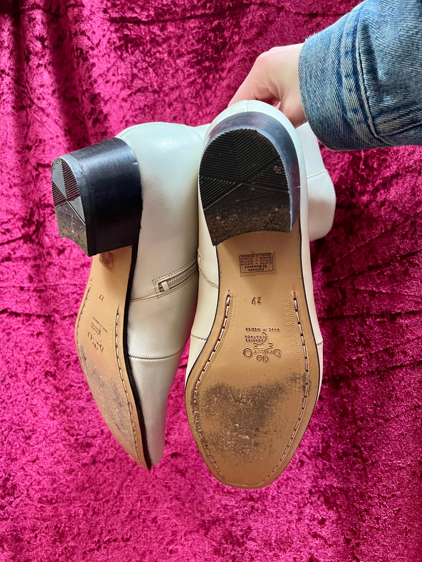 Vintage Shoes - Western Style Ankle Boots - Genuine Leather - White - Size 11.5 / 12 - Besserro