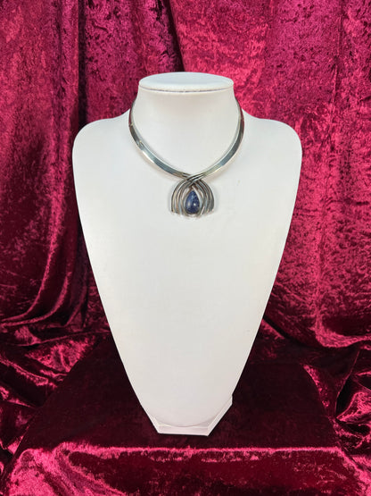Vintage Jewelry - Modernist Collar Necklace - Sterling Silver - Sodalite Pendant - Taxco - Mexico