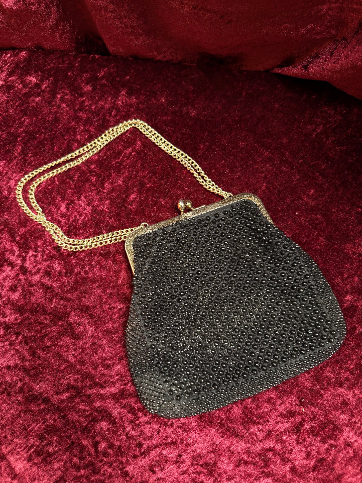 Vintage Accessories - 1950s Gems by George Black Beaded Evening Purse - Kiss Lock Closure w/ Gold Chain Strap