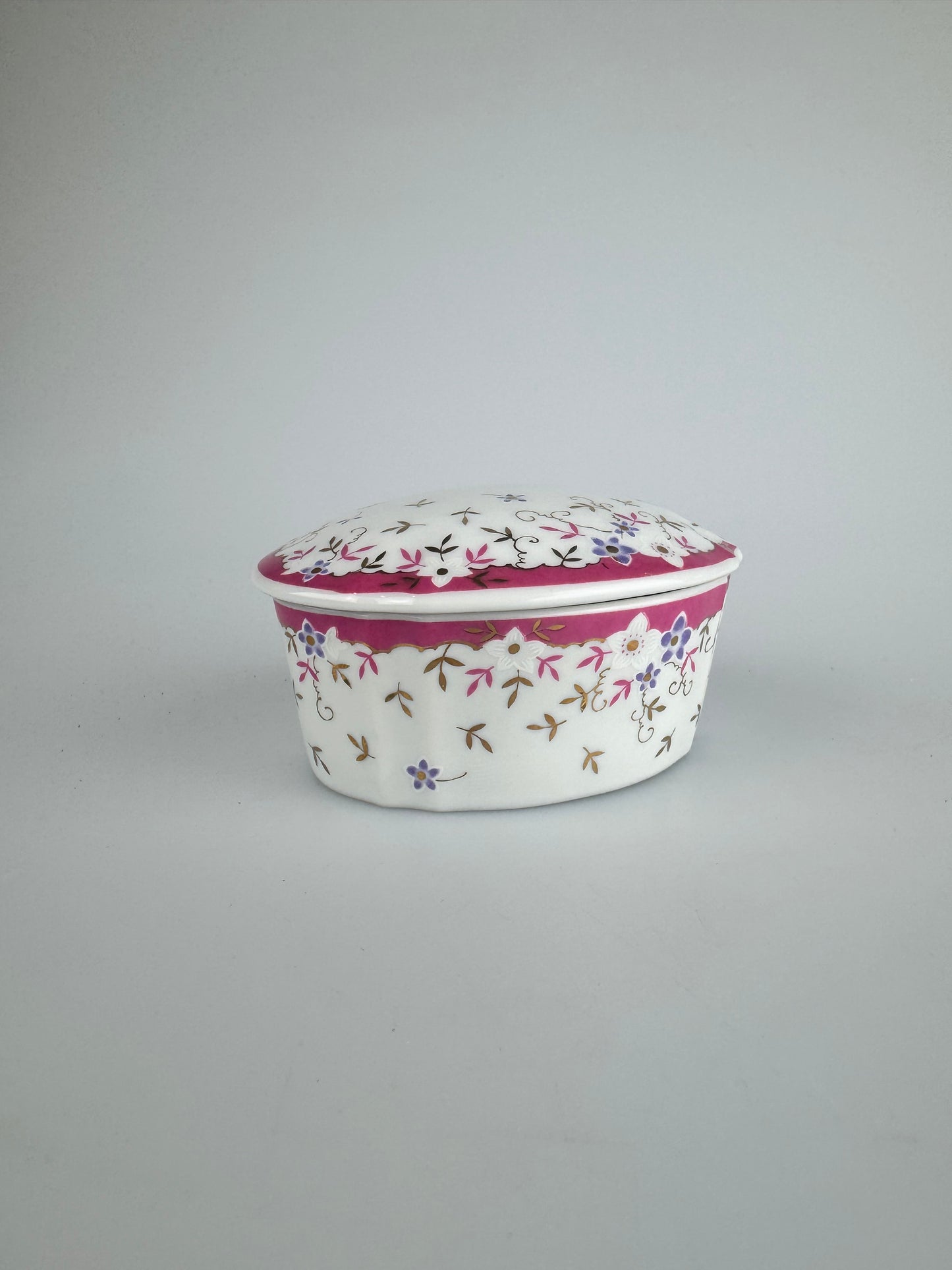 Vintage Oval Floral Trinket Box with Lid