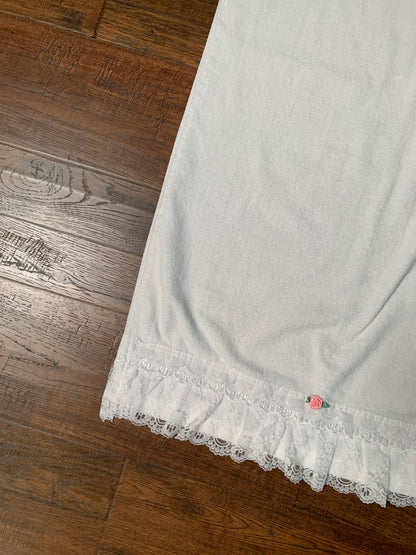 Vintage Made In America Bath Towel Set - White with Pink Rose & Lace Trim