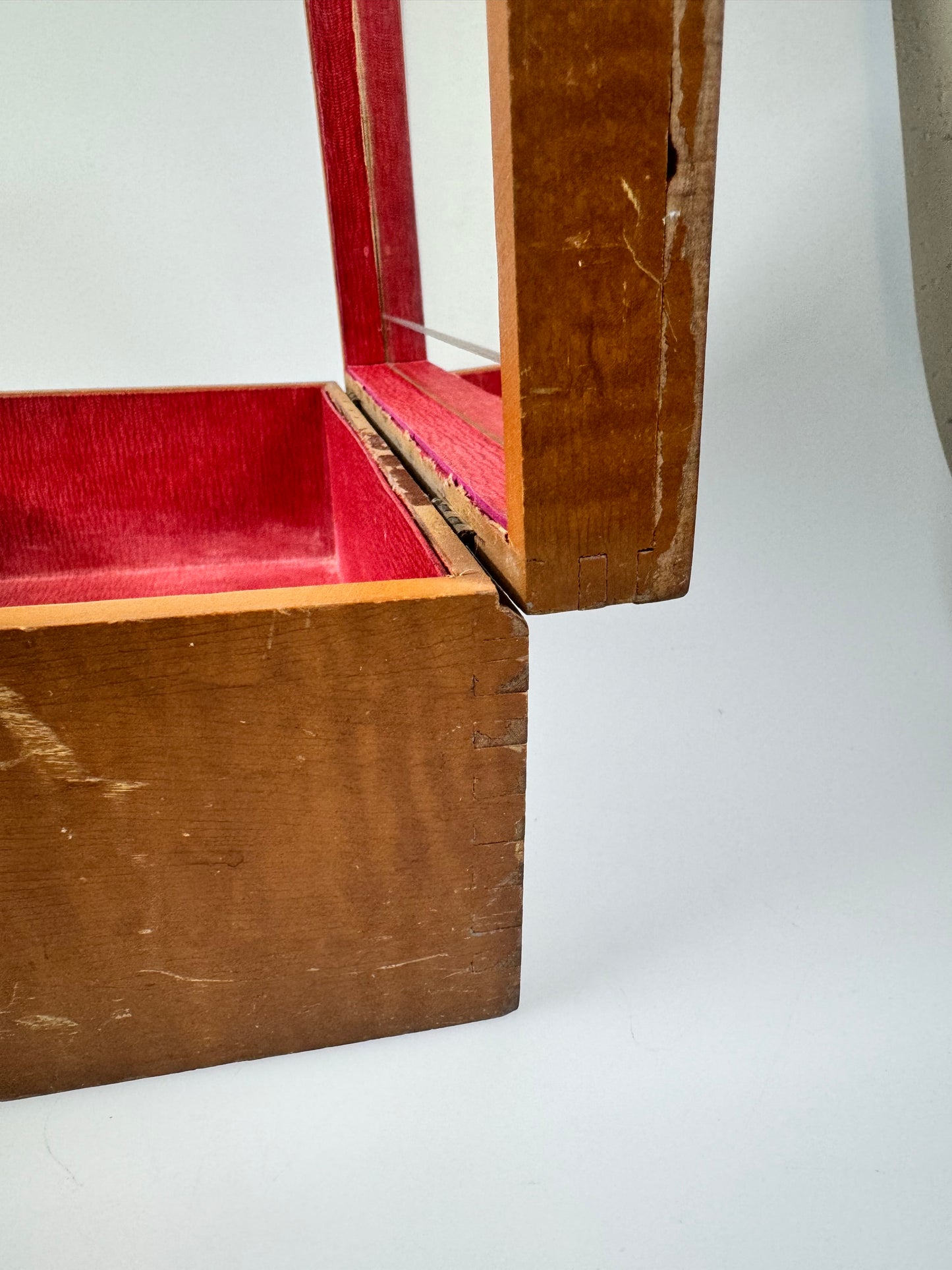 Vintage Streamlined Design Wooden Jewelry Box with Red Bakelite Handle