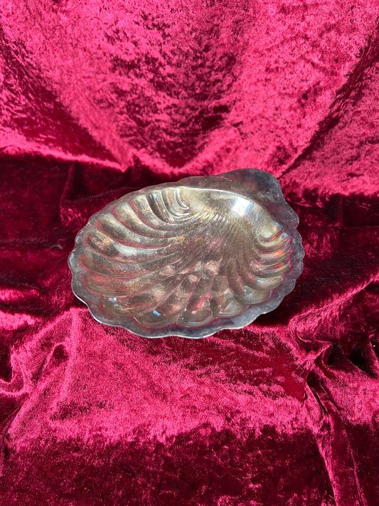Vintage Home Decor - Trinket Dish - Silver Plated Shell