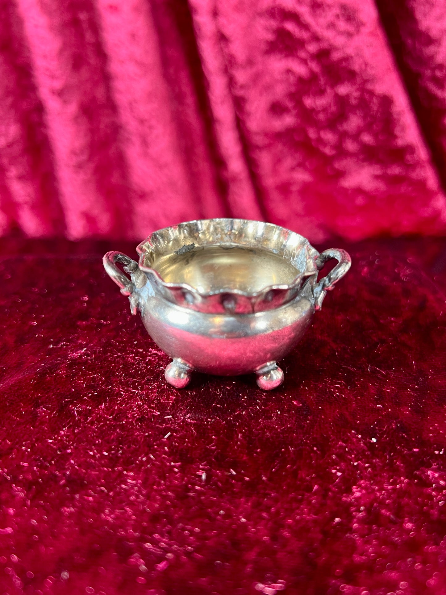 Vintage Kitchen - Footed Salt Cellar - Sterling Silver Plated - Scalloped Edge with Handles - Silver Plate Co.