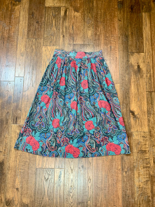 Vintage Metro New York Knee Length Skirt - Paisley Print & Red Roses - Small