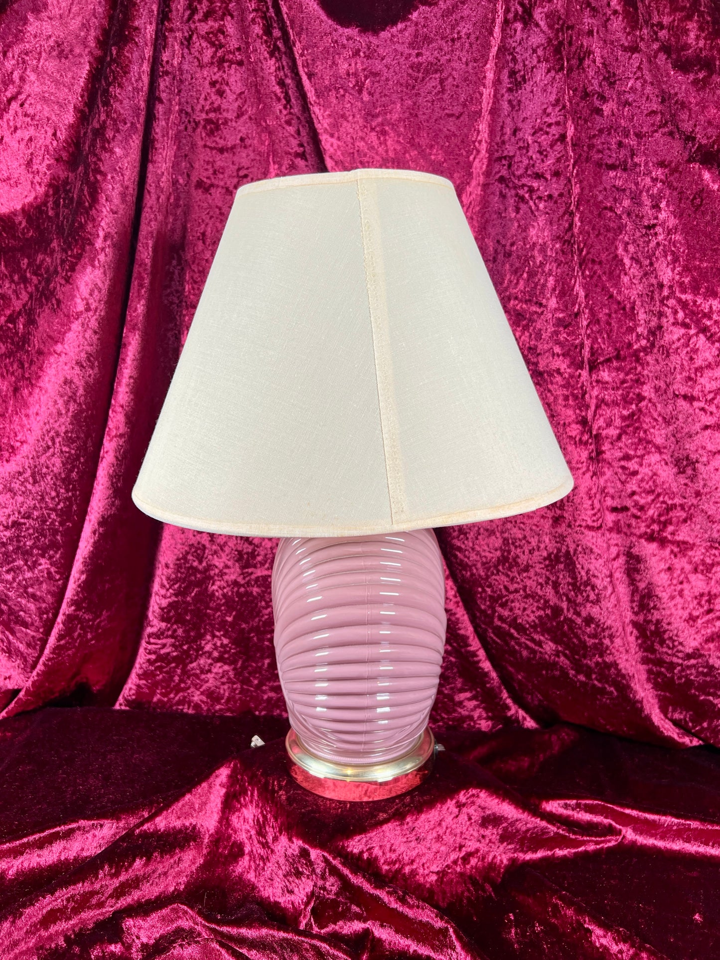 Vintage Lighting - Tabletop Lamp - 1980s Art Deco Revival - Mauve Shell