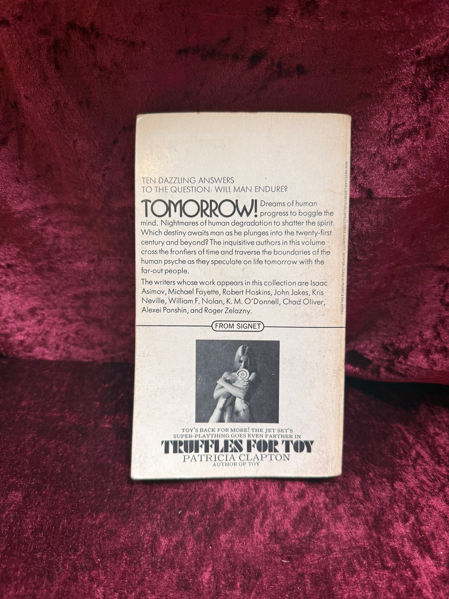 Vintage Paperback Book - The Far-Out People: A Science Fiction Anthology - Robert Hoskins - 1971