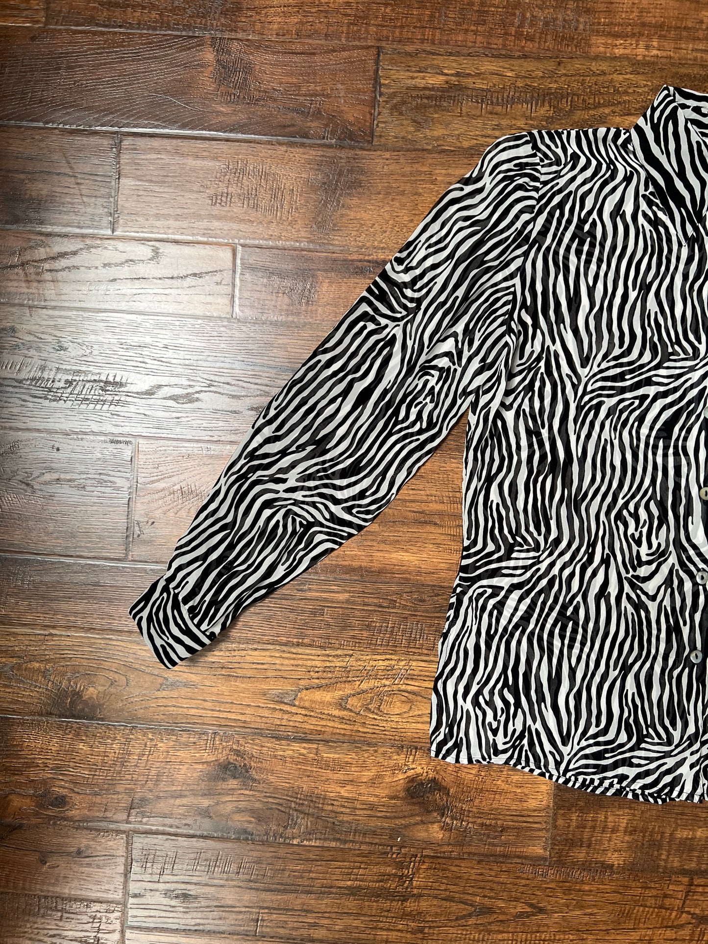 Vintage Clothing - Sheer Button Up Shirt - Zebra Print - 100% Silk - Small - Tess