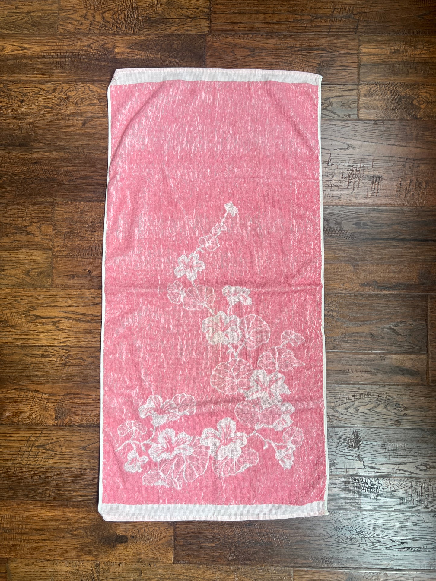 Vintage Linens - Terry Cloth Hand Towel Set - Vining Morning Glory Flowers - Baby Pink - 100% Cotton