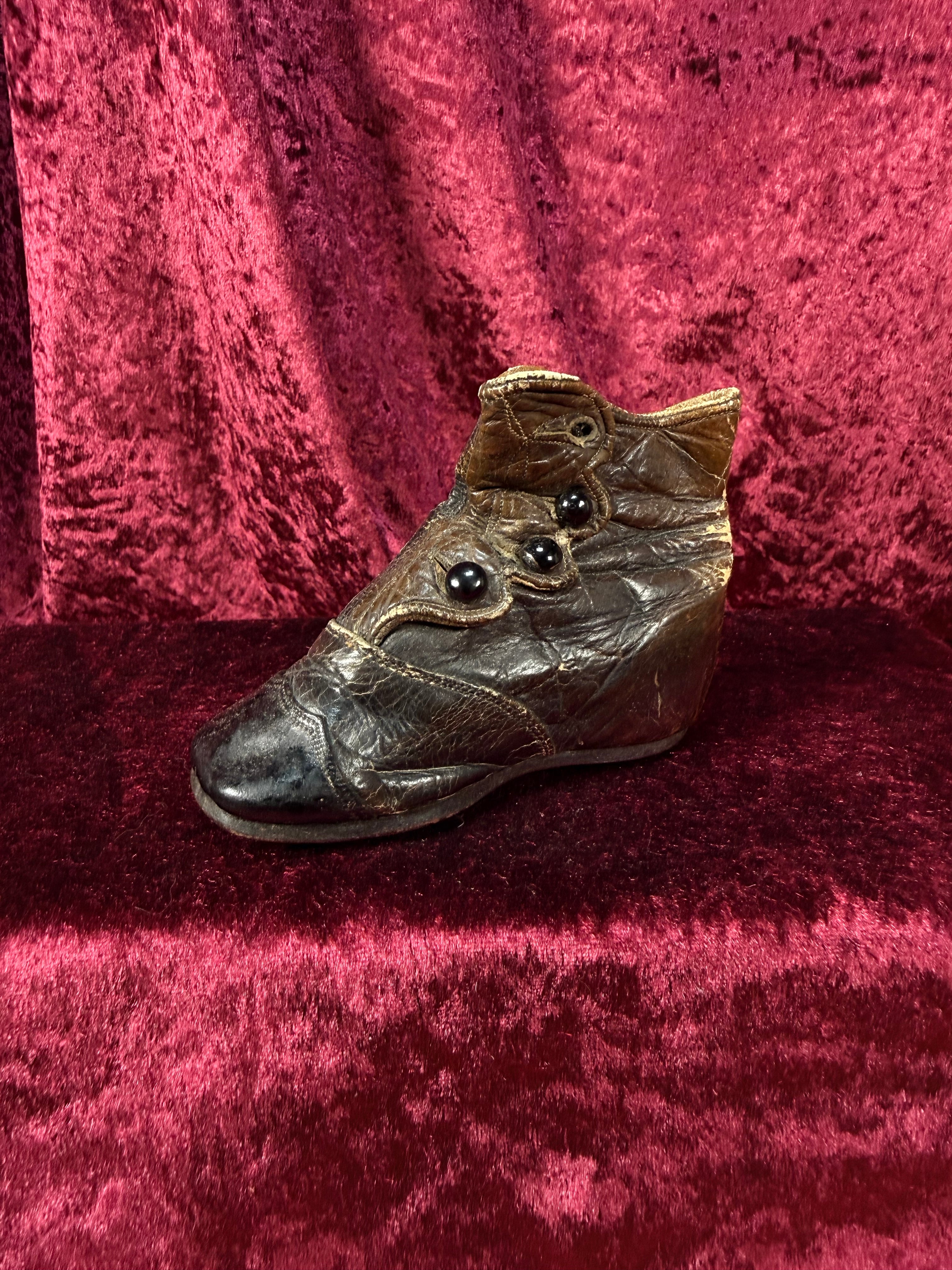 Antiques & Curiosities | Unique Vintage Oddities at The Cat Vintage