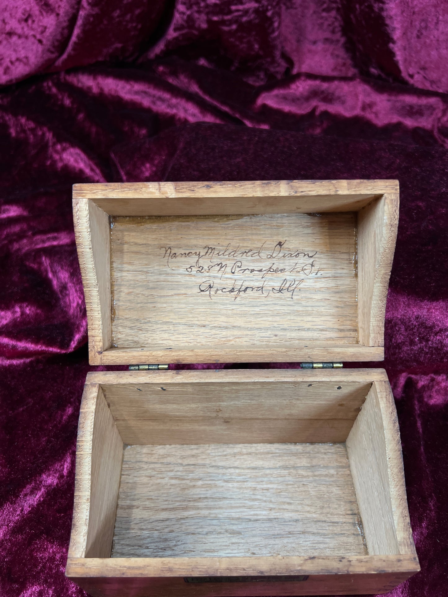 Vintage Oak Recipe Box - Dovetail Wood Kitchen Card Storage