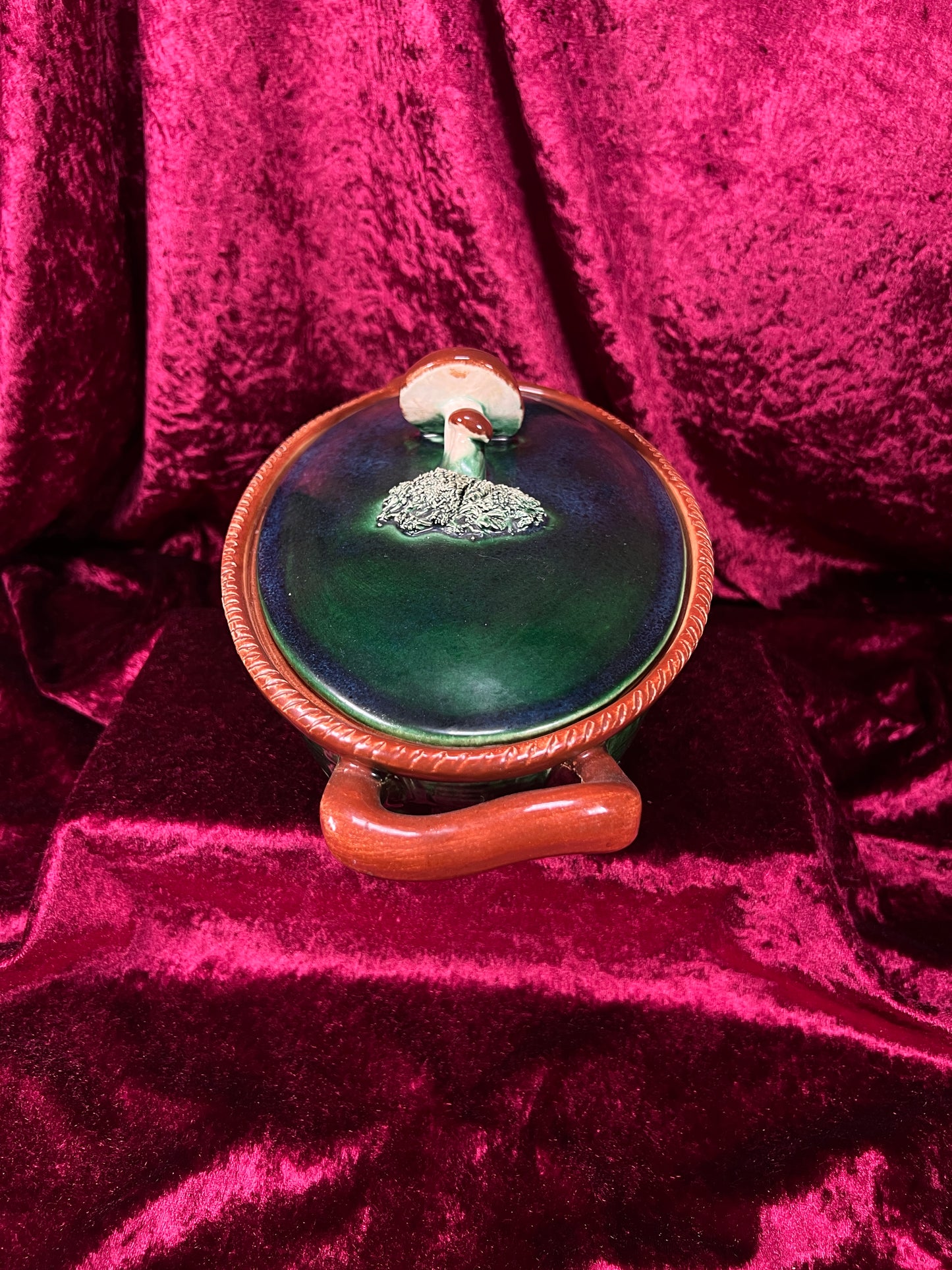 Vintage Ceramic Covered Casserole Dish - Majolica Mushroom Lid Basketweave Belgium Tellurite