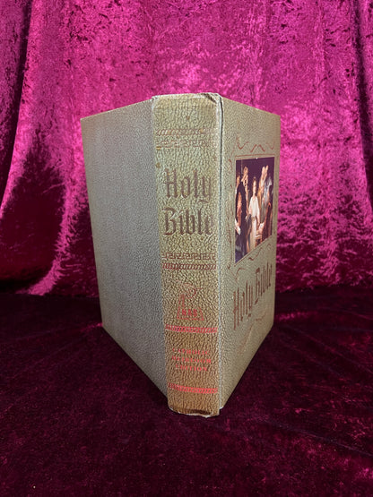 Vintage New American Holy Bible - 1974-1975 Catholic Illustrated Hardcover