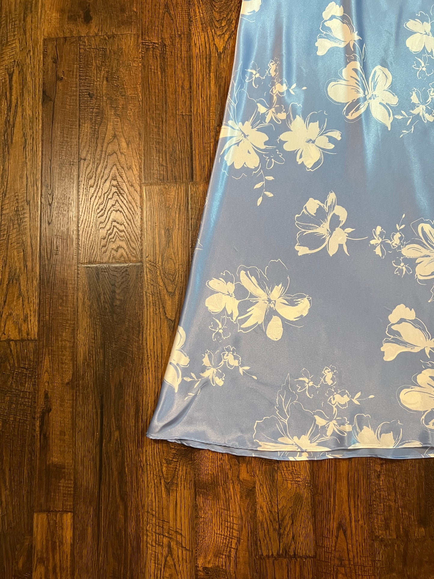 Vintage Clothing - Full Length Satin Nightgown - Baby Blue with White Floral Pattern - Medium