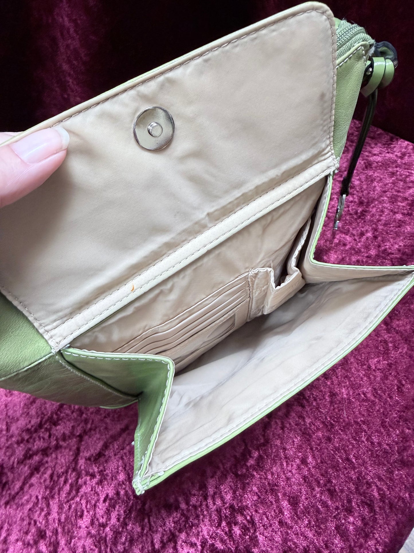 Vintage Y2K Giani Bernini Leather Crossbody Bag – Lime Green Multi-Pocket Organizer
