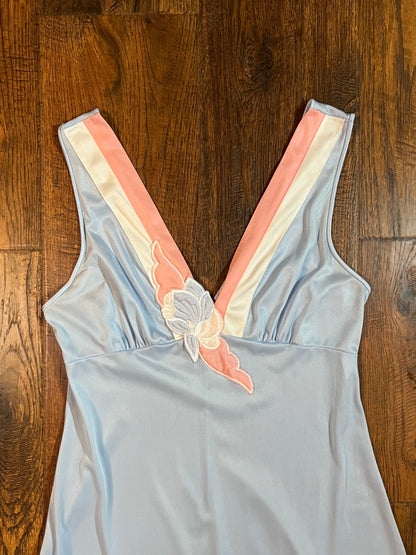 Vintage Clothing - Vanity Fair Full Length V-Neck Nightgown - Baby Blue with Pink Art Deco Flower - Small