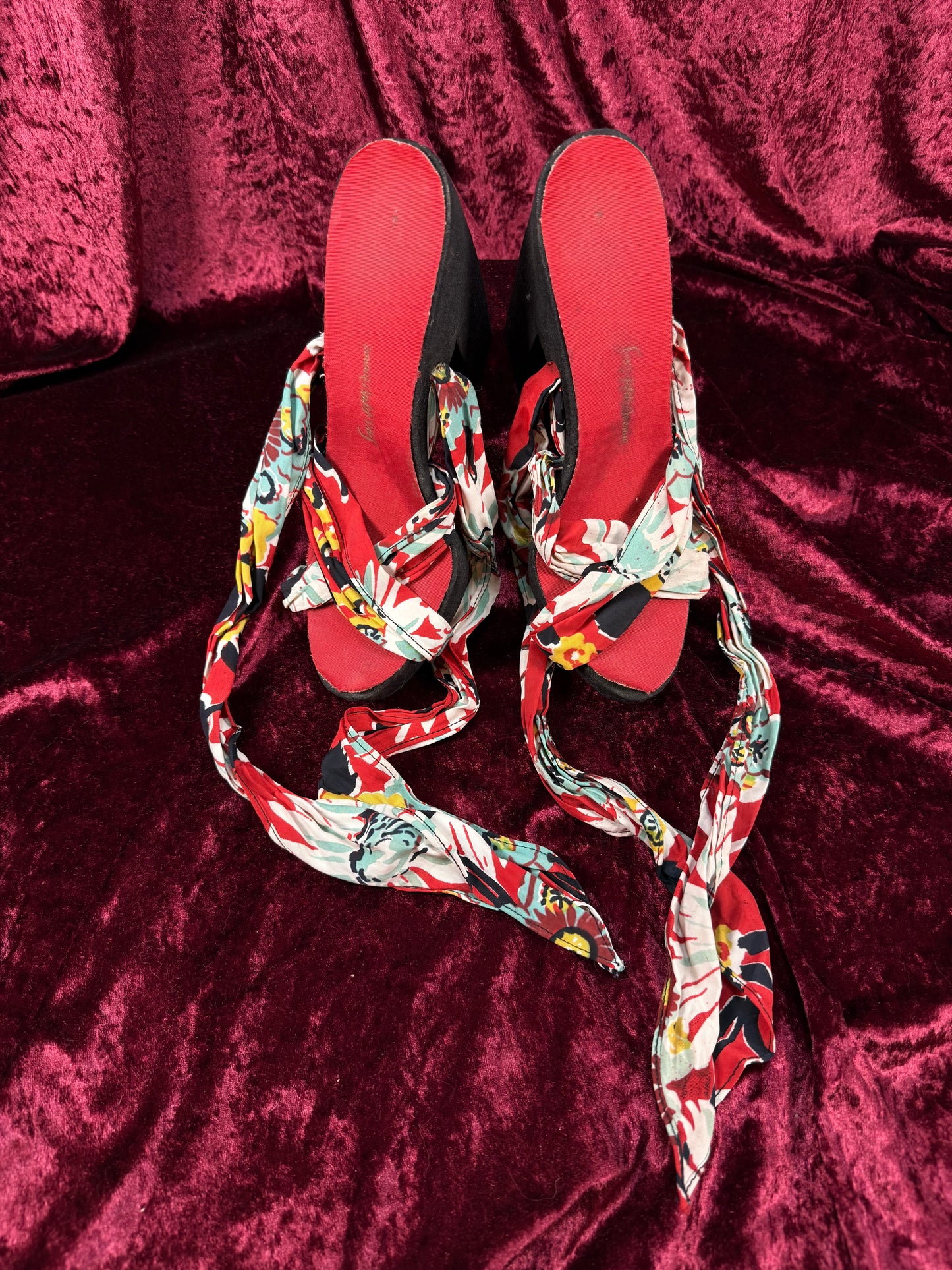Vintage Saks Fifth Avenue Platform Pin Up Heels – Wood Sole Floral Wrap Tie Sandals