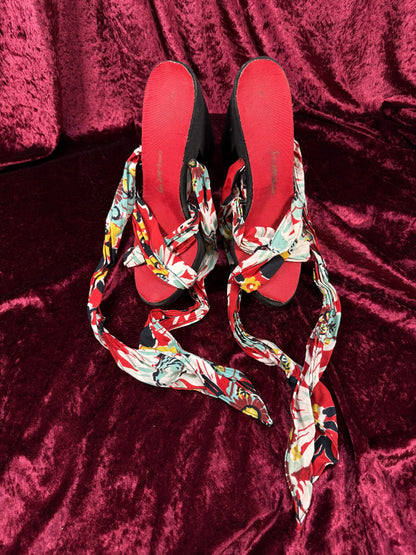 Vintage Saks Fifth Avenue Platform Pin Up Heels – Wood Sole Floral Wrap Tie Sandals