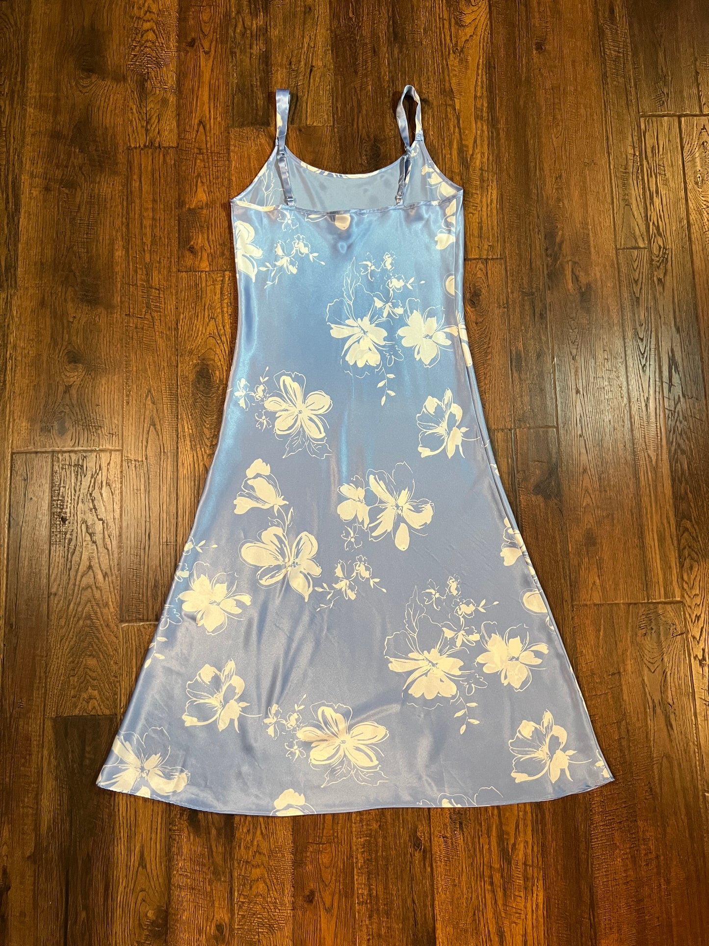 Vintage Clothing - Full Length Satin Nightgown - Baby Blue with White Floral Pattern - Medium