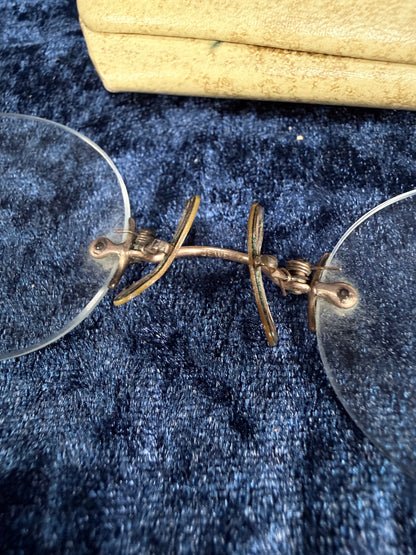 Antique Metal Jewel Pince-Nez Eyeglasses – Retractable Chain Brooch with Case