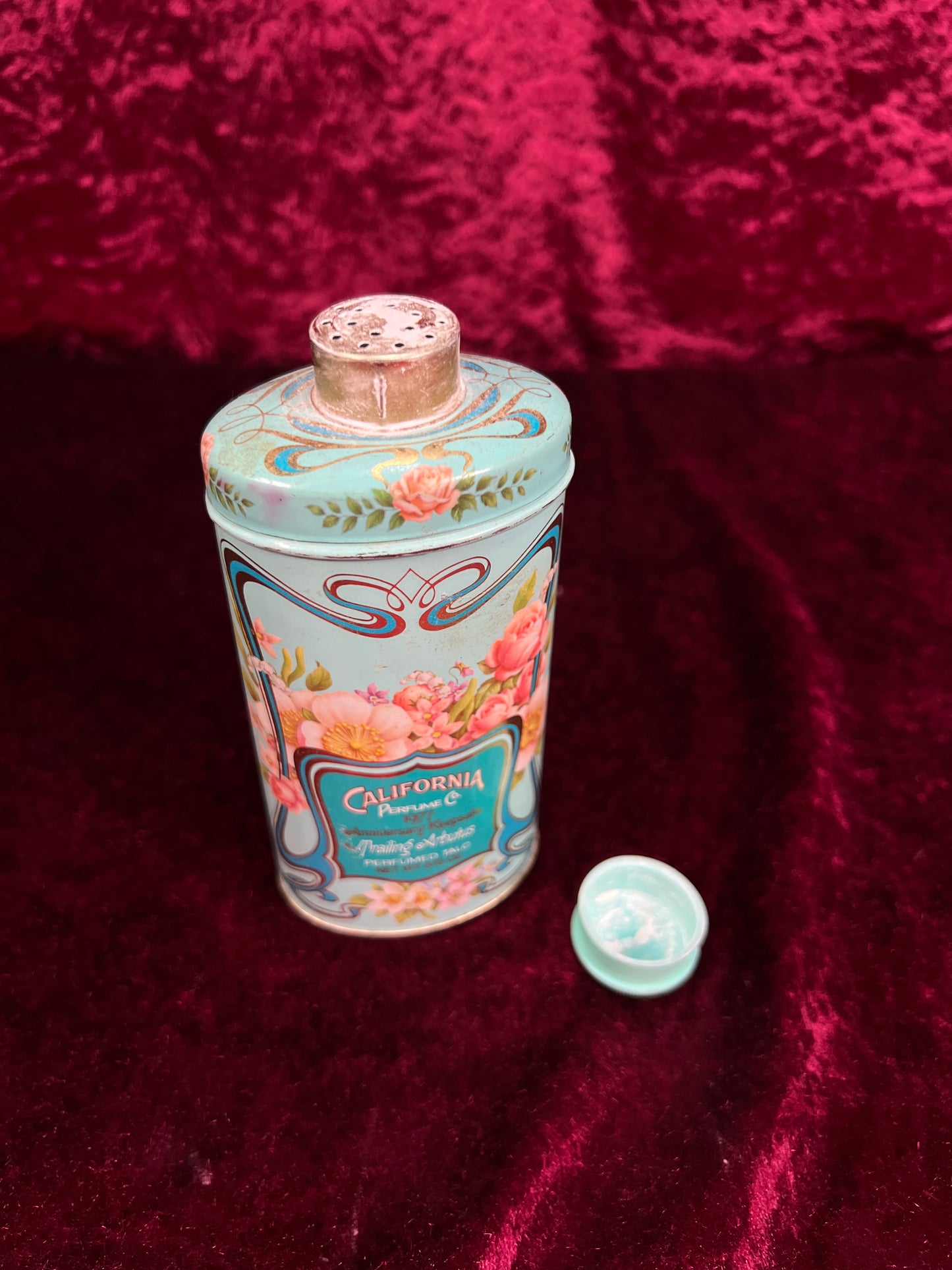 Vintage 1977 Avon Metal Talc Tin – California Perfume Co. Trailing Arbutus Floral Keepsake