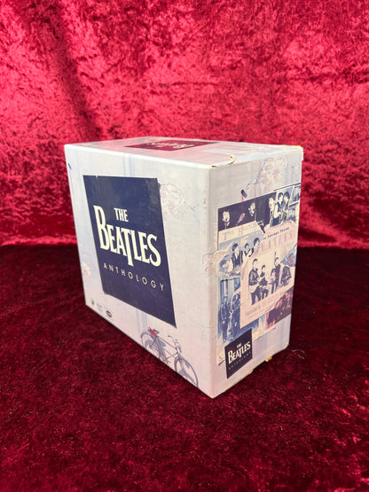 VHS Tape - 8-Tape Box Set - The Beatles Anthology - 1996