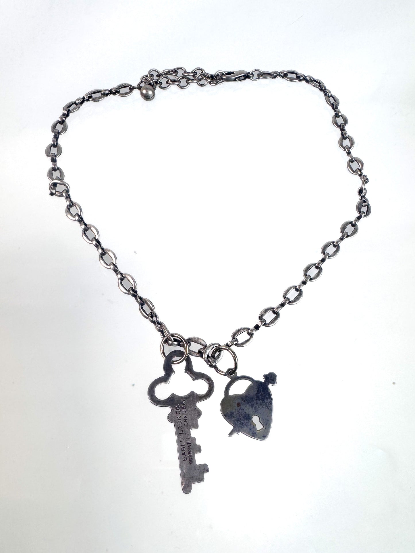 Vintage Necklace - Key and Heart Shaped Lock -  Collar Length 16" Chain