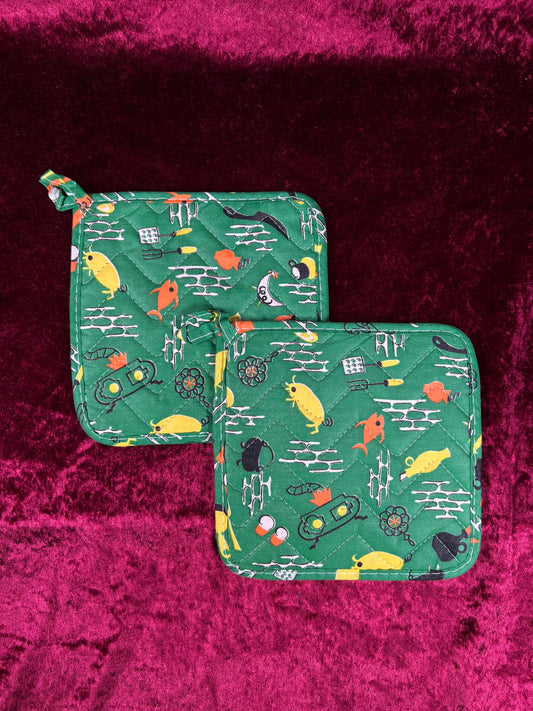 Vintage Cotton Pot Holder Set - Mid Century Barbecue Print in Green