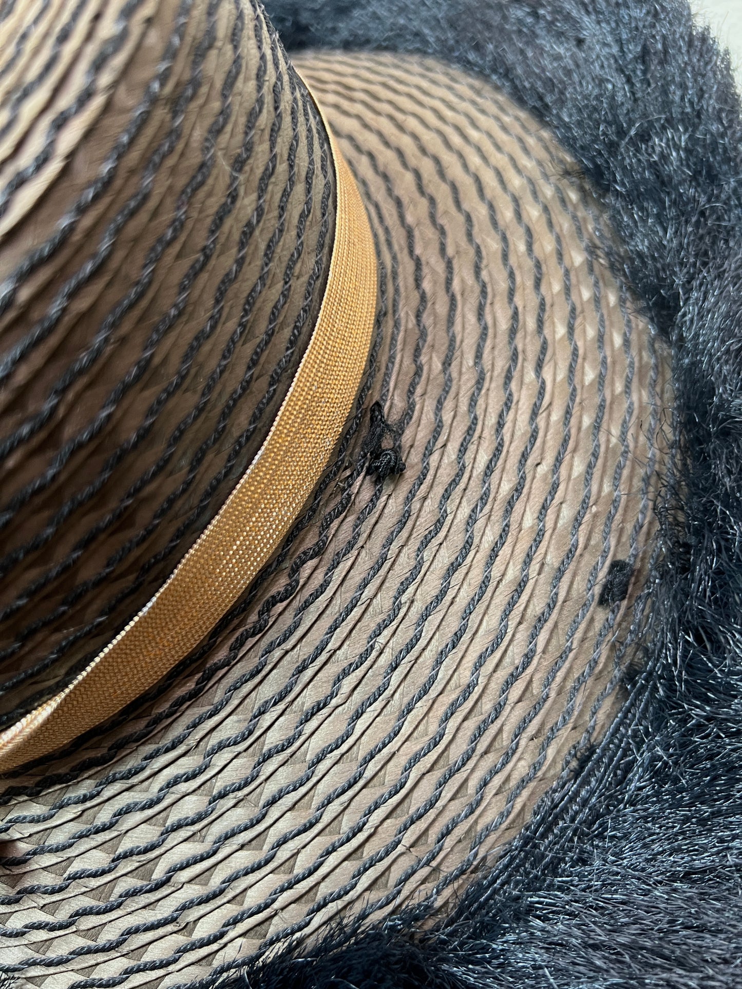 Vintage Accessories - Straw Sun Hat - Black with Faux Ostrich Feather Brim - Medium