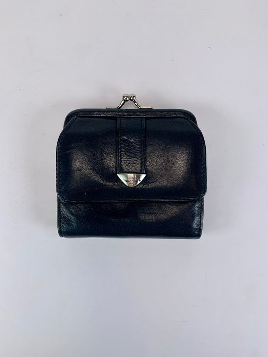 Vintage Wallet - Genuine Black Leather Trifold - Docker's