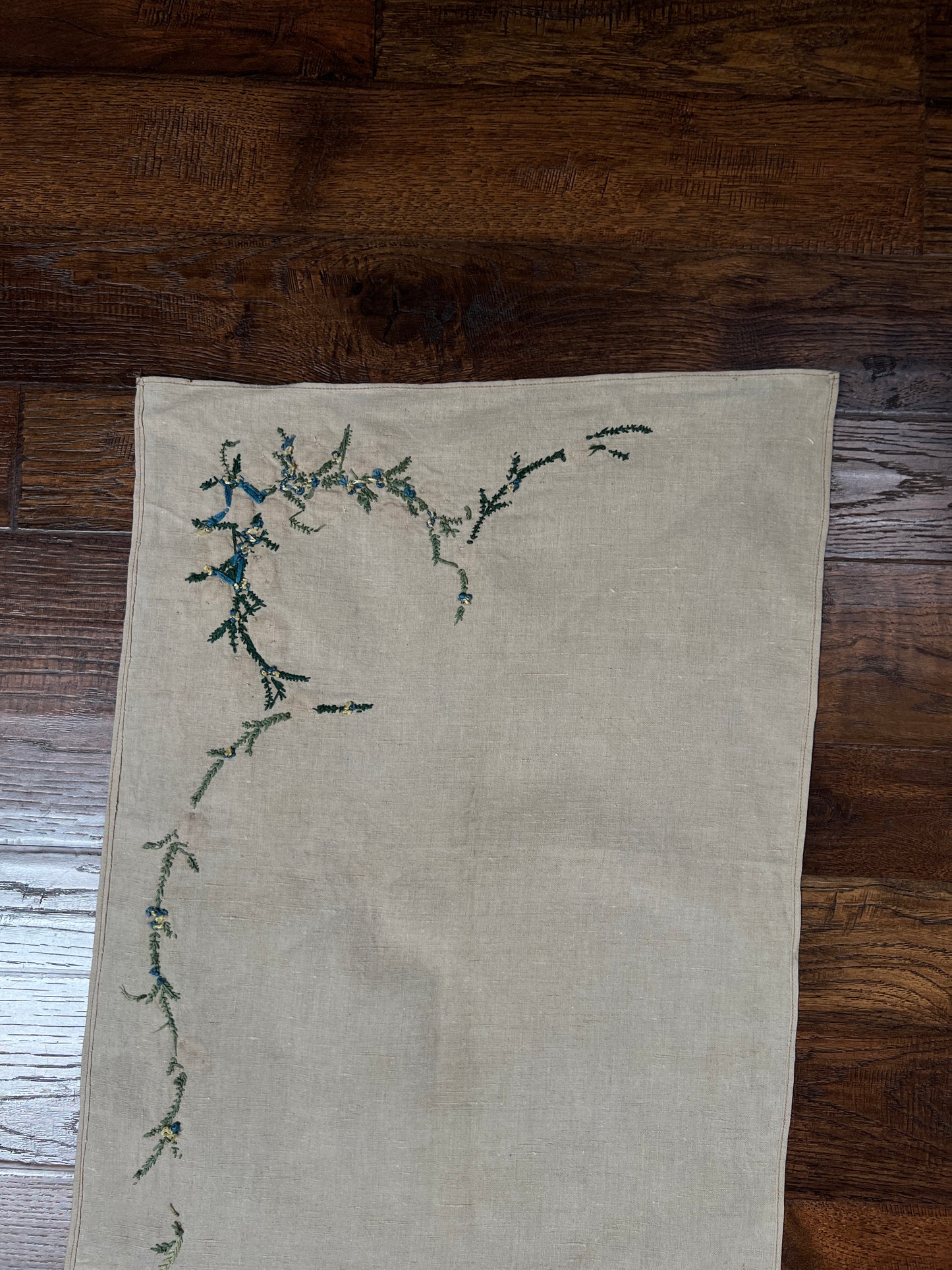 Vintage Rectangular Linen Table Runner - Hand Embroidered Puffy Pink Rosebud Vine