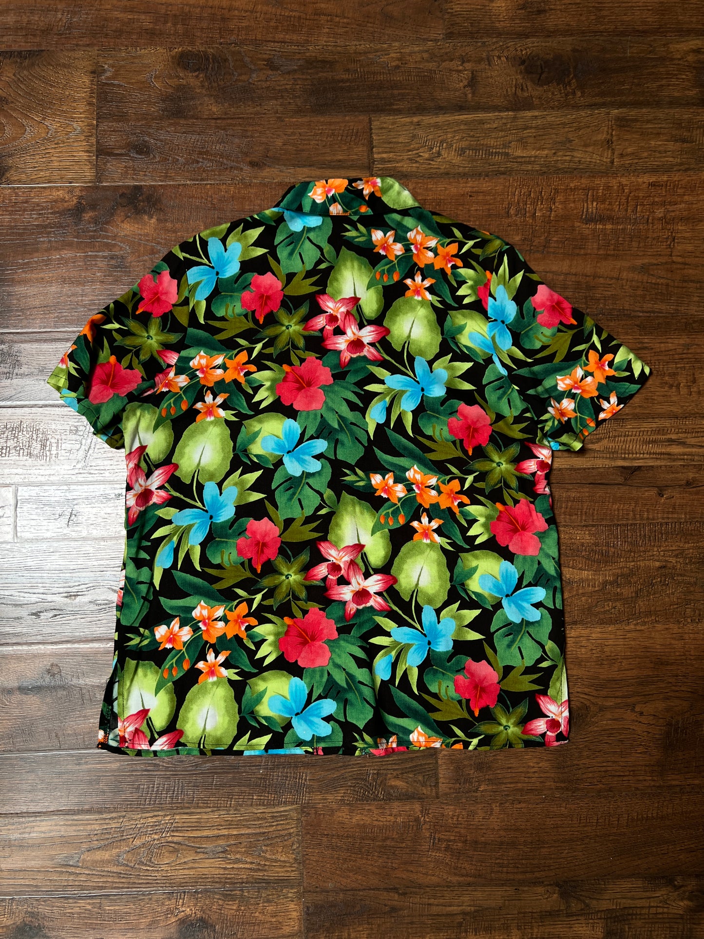 Vintage Liz Baker Petite Rayon Hawaiian Shirt – Tropical Floral Print – Large