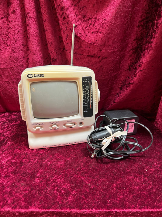 Vintage Electronics - Portable Black & White TV / Radio - 5" - Curtis