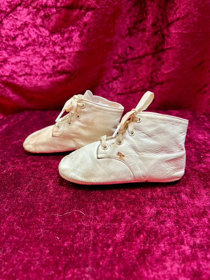 Vintage Haunted "Mrs. Day's Ideal" Baby Shoes - White - Made in USA