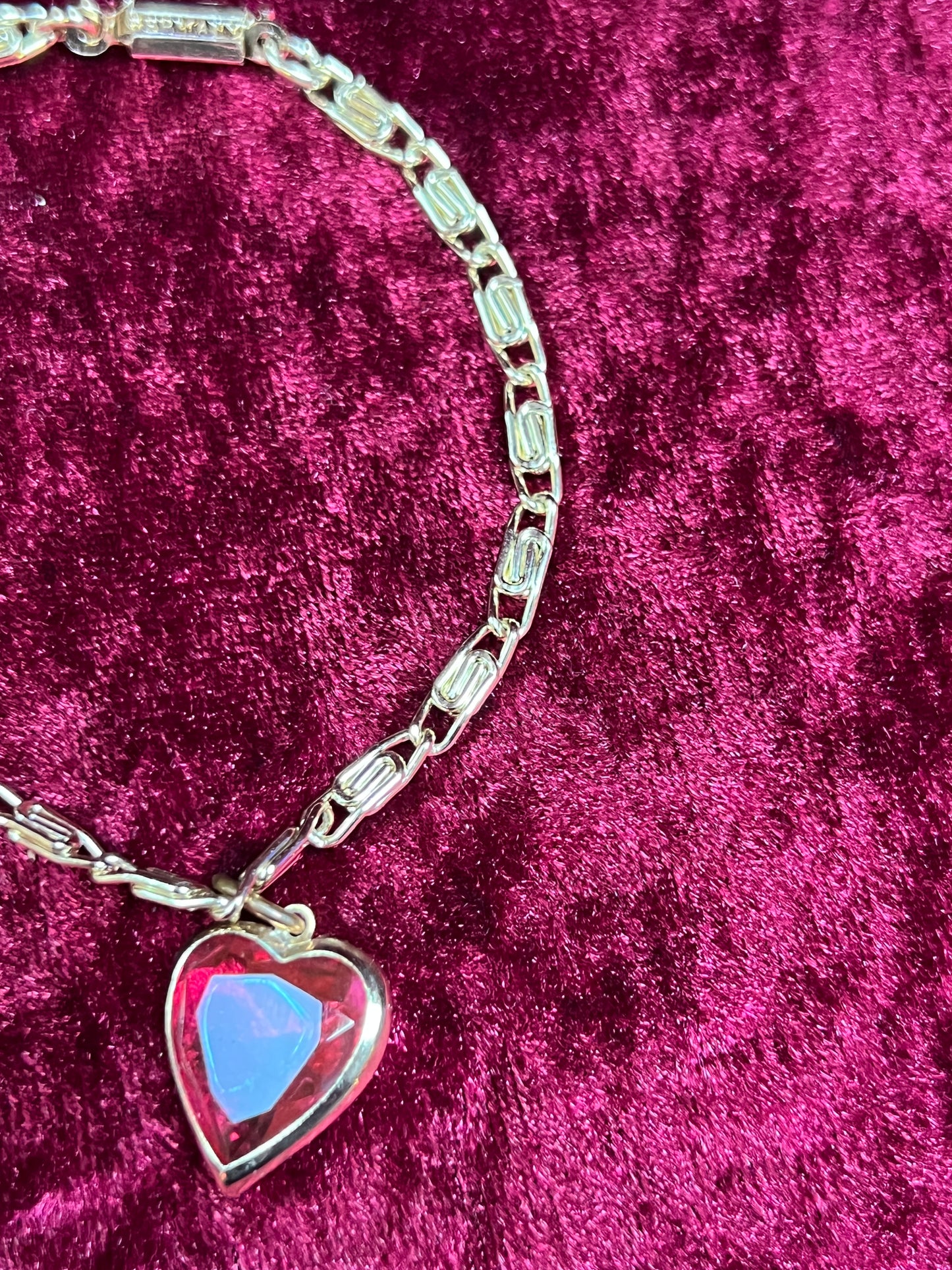 Vintage Jewelry - Bracelet - Gold Tone Metal - Pink Heart Pendant - Germany